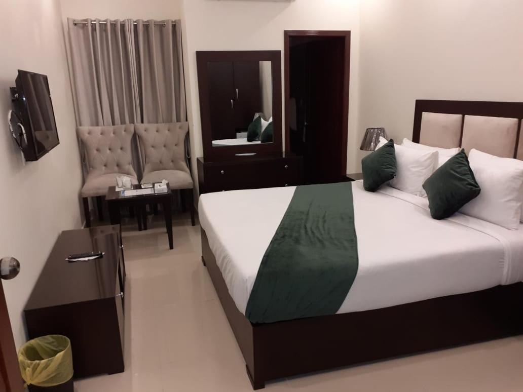 Hotel Noor Plaza Lahore Eksteriør bilde